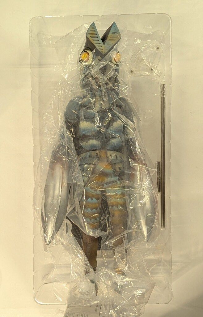 【中古品】ギガンティックシリーズ エクスプラス　バルタン星人 X-PLUS ギガンティックシリーズ バルタン星人 （一般流通版）中古