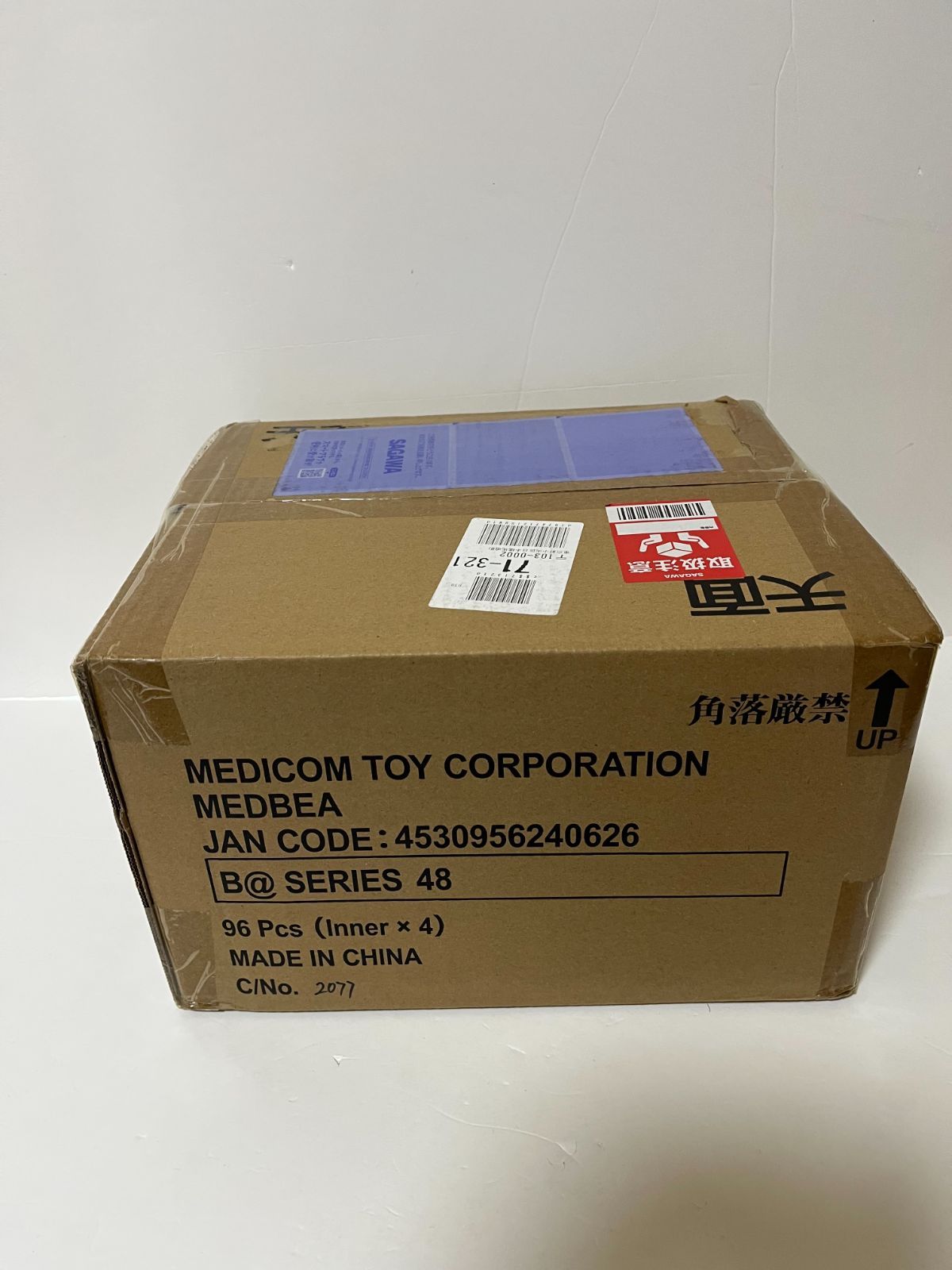 BE RBRICK ベアブリック series シリーズ 48 カートン