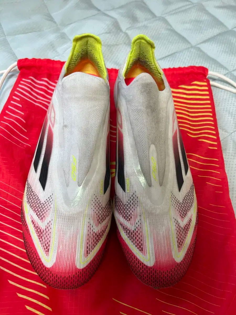 アディダス F 5 O FG サッカーシューズ エリート