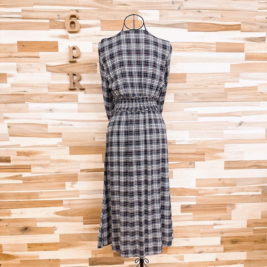 アイボリー×黒