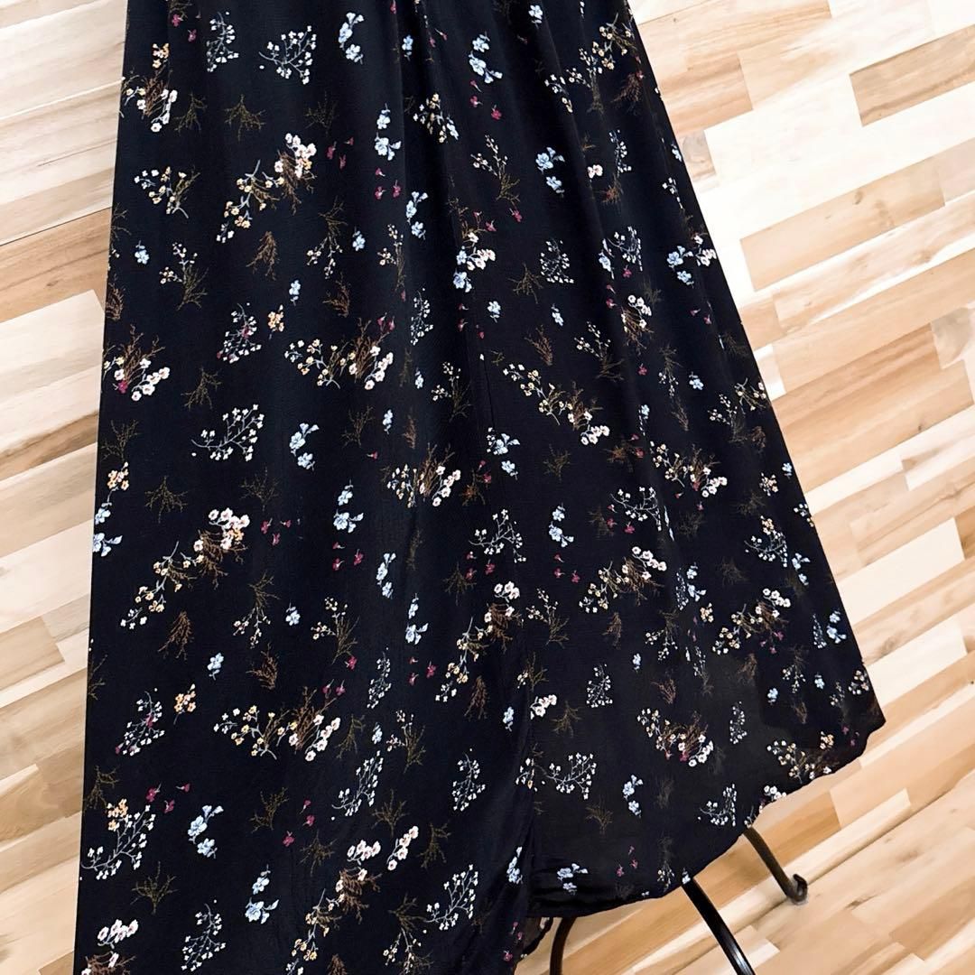 レーヨン100％ 花柄