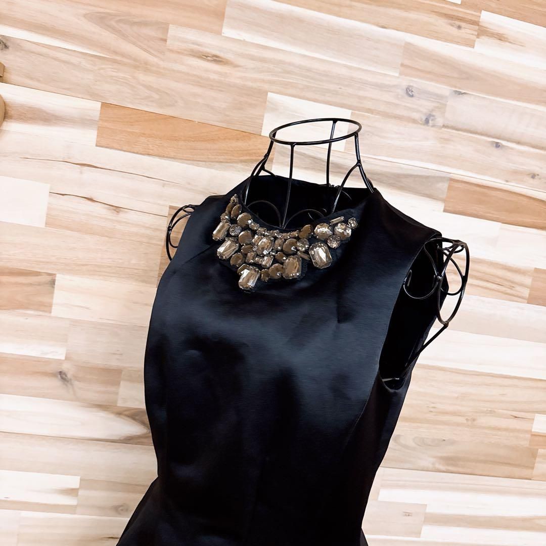 ザラ ボリューム 立体ビジュー装飾 ノースリーブ ドレス ワンピース XS 黒