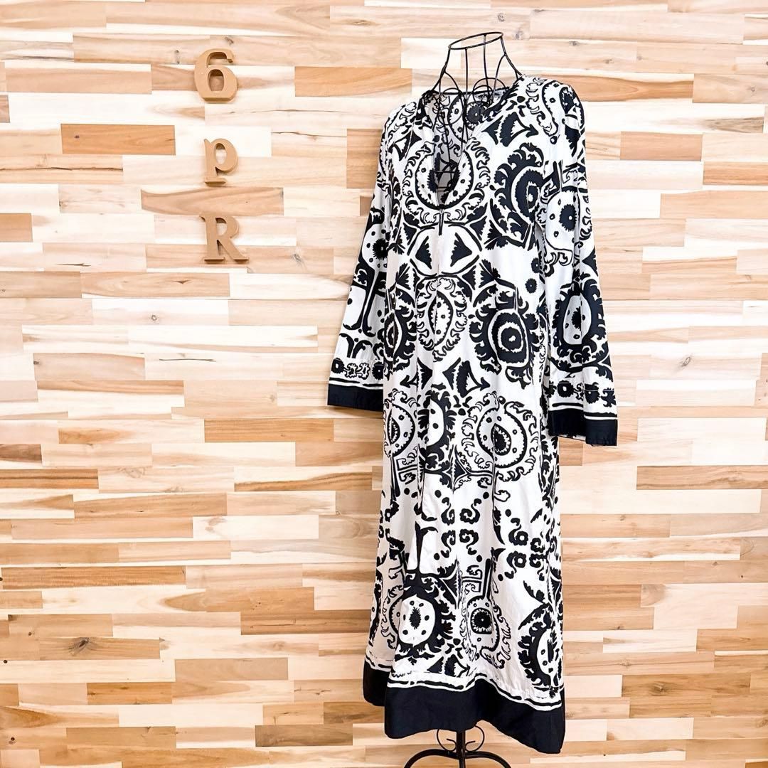 ザラ エスニック 民族柄 ロング ワンピース 総柄 モノトーン XS 白×黒