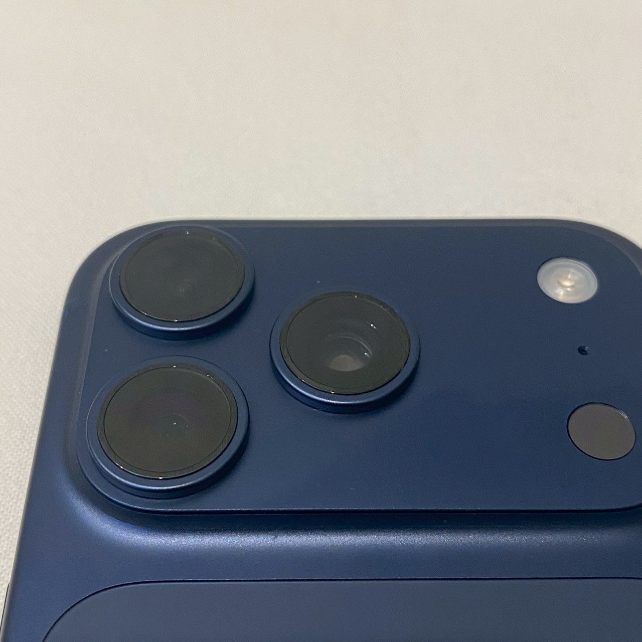 極美品】【目玉商品🔥】iPhone17/Pro/256GB/ディープブルー/保証2026年