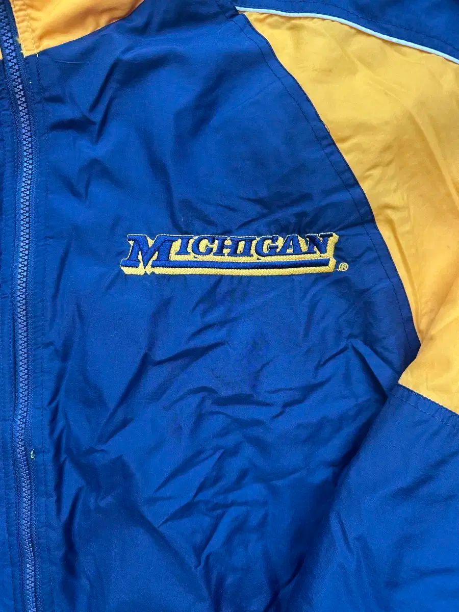 ヴィンテージ 00s ファースト ダウン ミーシガン スクール ジャケット