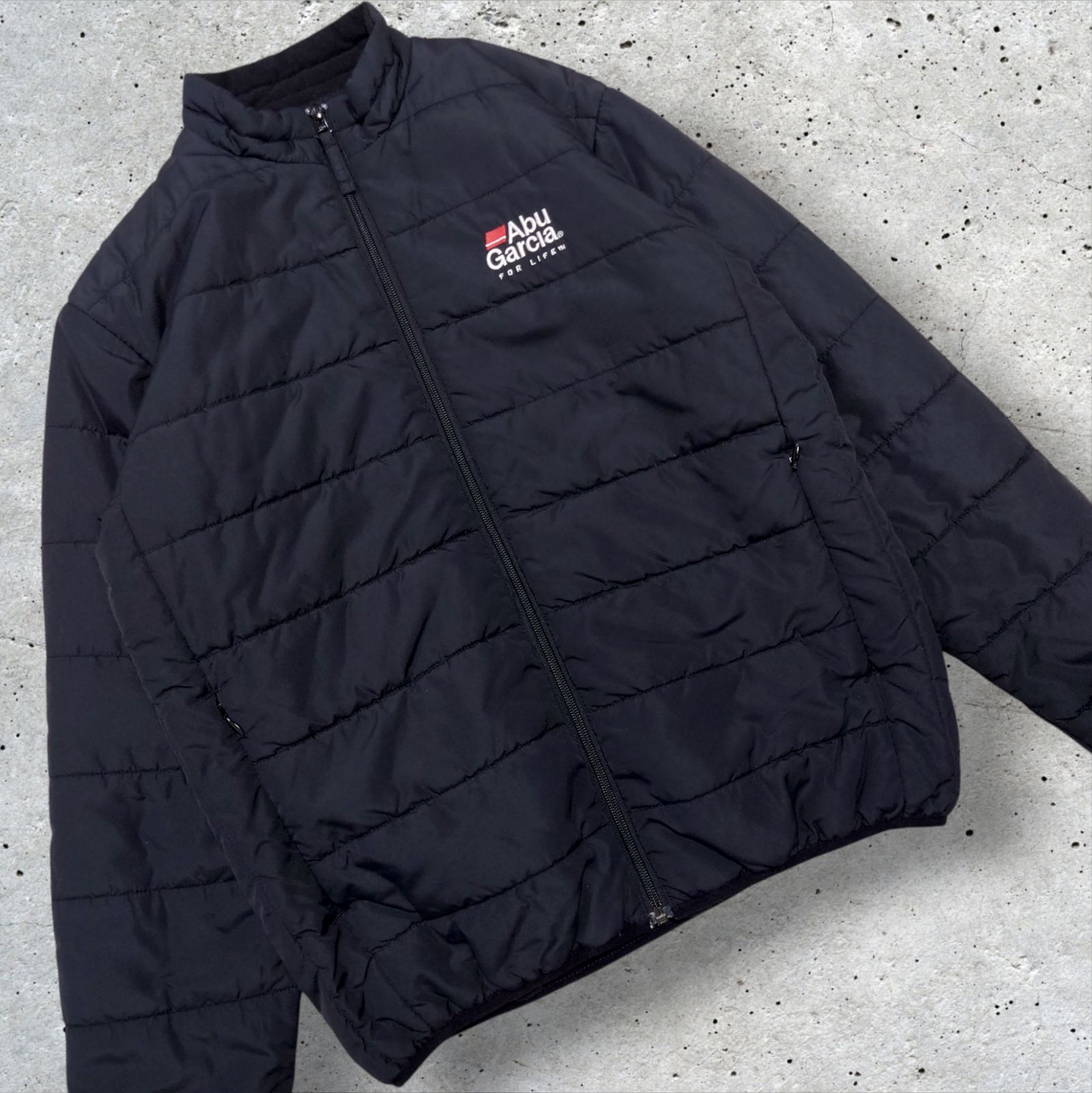 極美品 Abu Garcia 中綿 裏起毛 フィッシングジャケット ブラック 