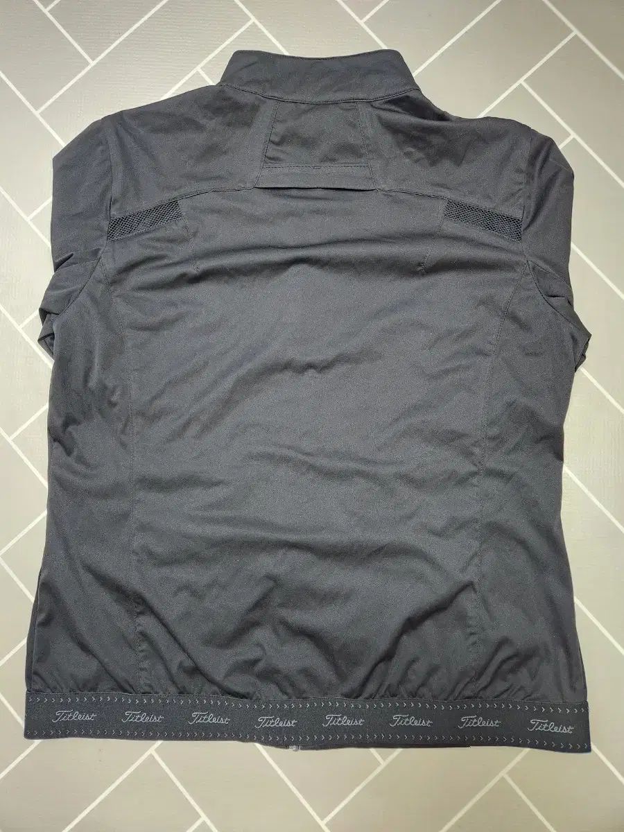 Titleist タイトリスト ブラック レディース ウィンドブレーカー ジャケット 100