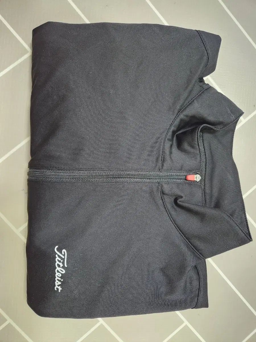  Titleist タイトリスト ブラック レディース ウィンドブレーカー ジャケット 100 その他 レディースウェア