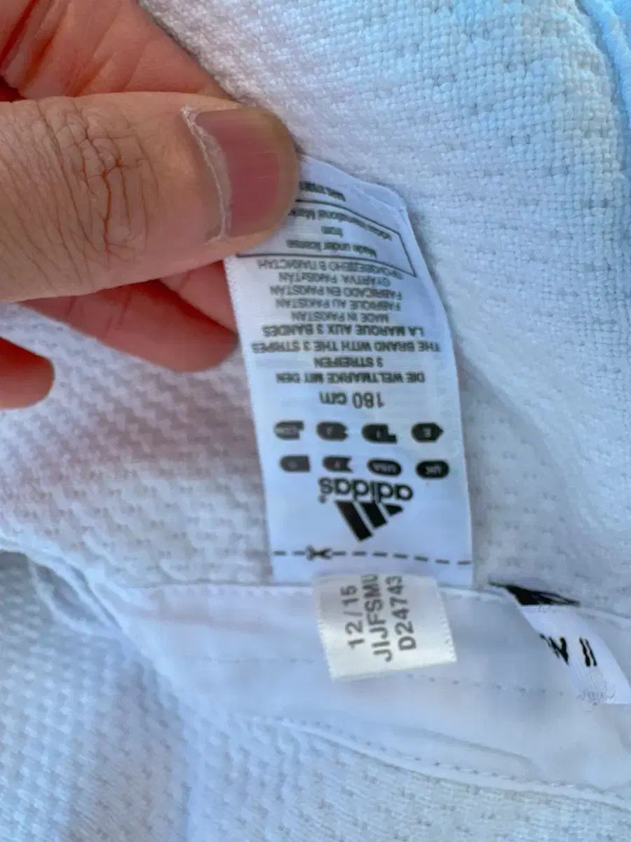 アディダス 選手用 柔道着 チャンピオン2 リウ オリンピック バージョン 180 サイズ