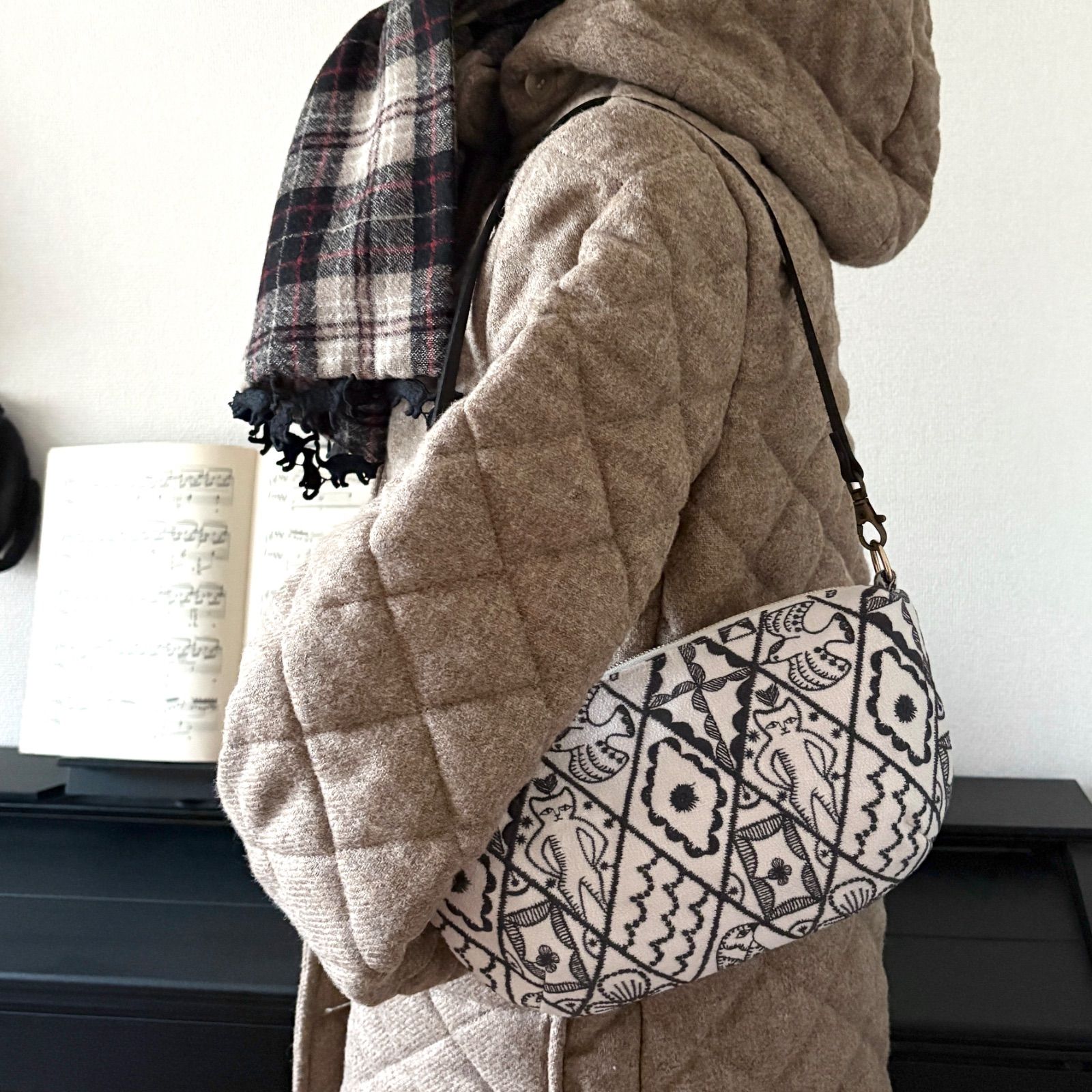 51110A ハンドメイド ミナペルホネン ワンショルダーバック mina