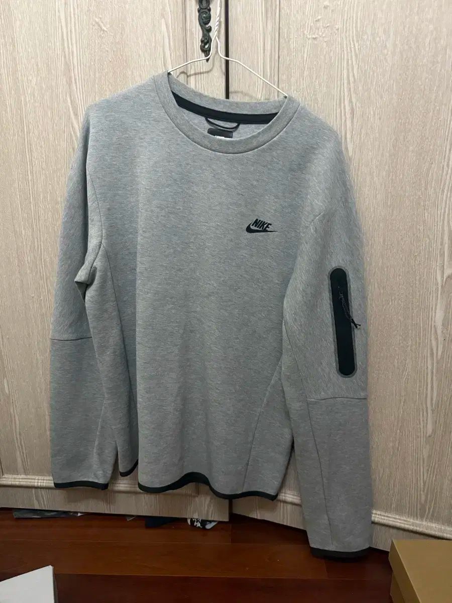 ナイキ テックパック スウェット L