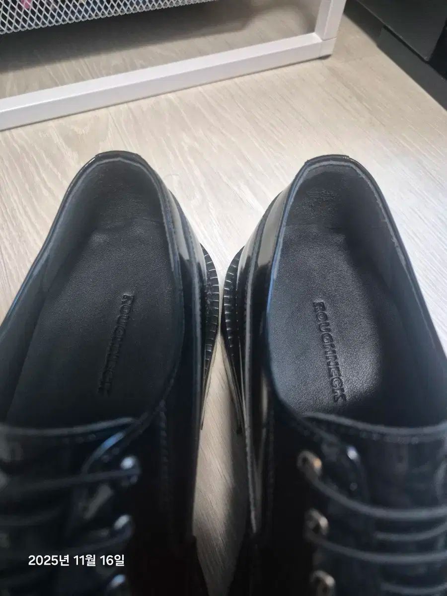 ラフネック 136 Uチップ ダービーシューズ 260