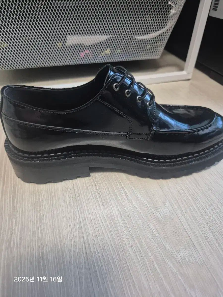 ダービーシューズ