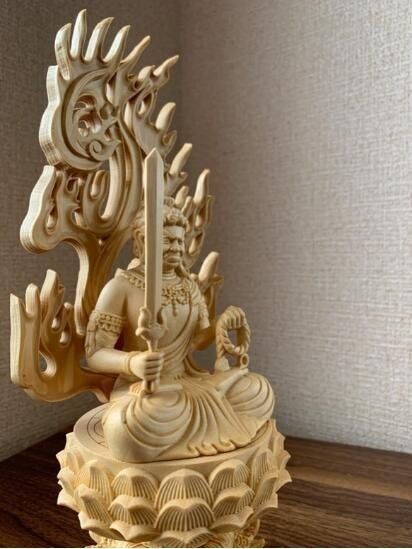 桧木精密彫刻版 不動明王像｜天然檜材使用・高さ28cm 新作☆精密彫刻 不動明王 木彫 仏像 不動明王座像 檜木 高約28cm