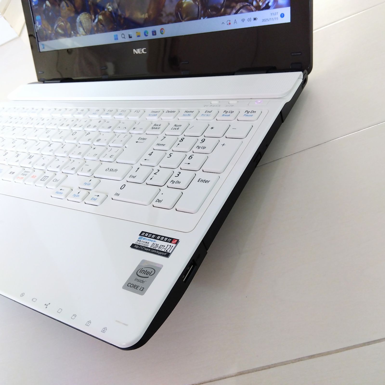 美品✨快速SSD✨Windows11✨NEC白ノートパソコンカメラ薄型 設定済 美品✨Windows11✨新品爆速SSD薄型ノートパソコン白✨カメラ