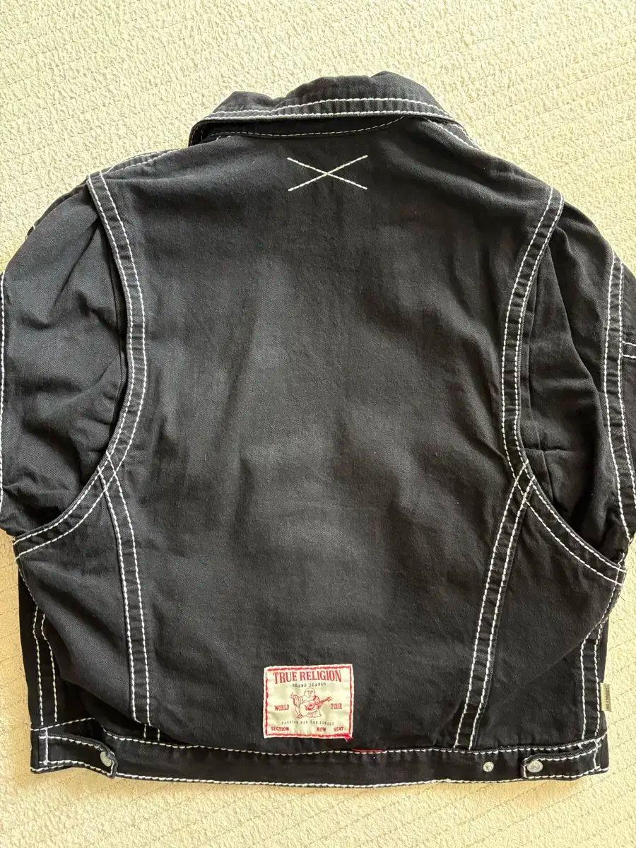 トゥルーレリジョン デニム トラッカー ジャケット - メルカリ