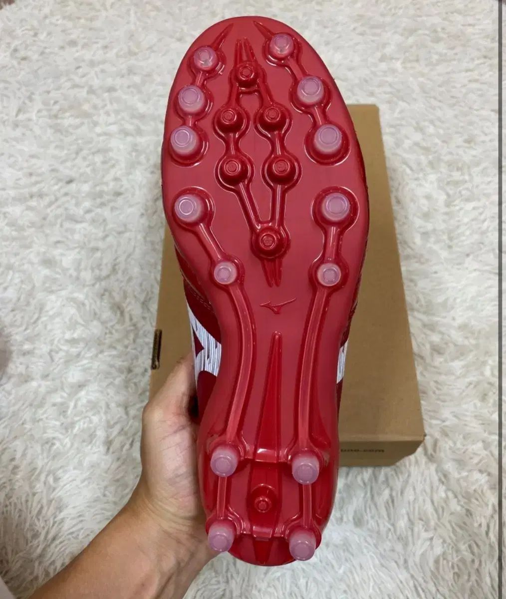 ミズノ モレリア NEO₄ ベータAG 270