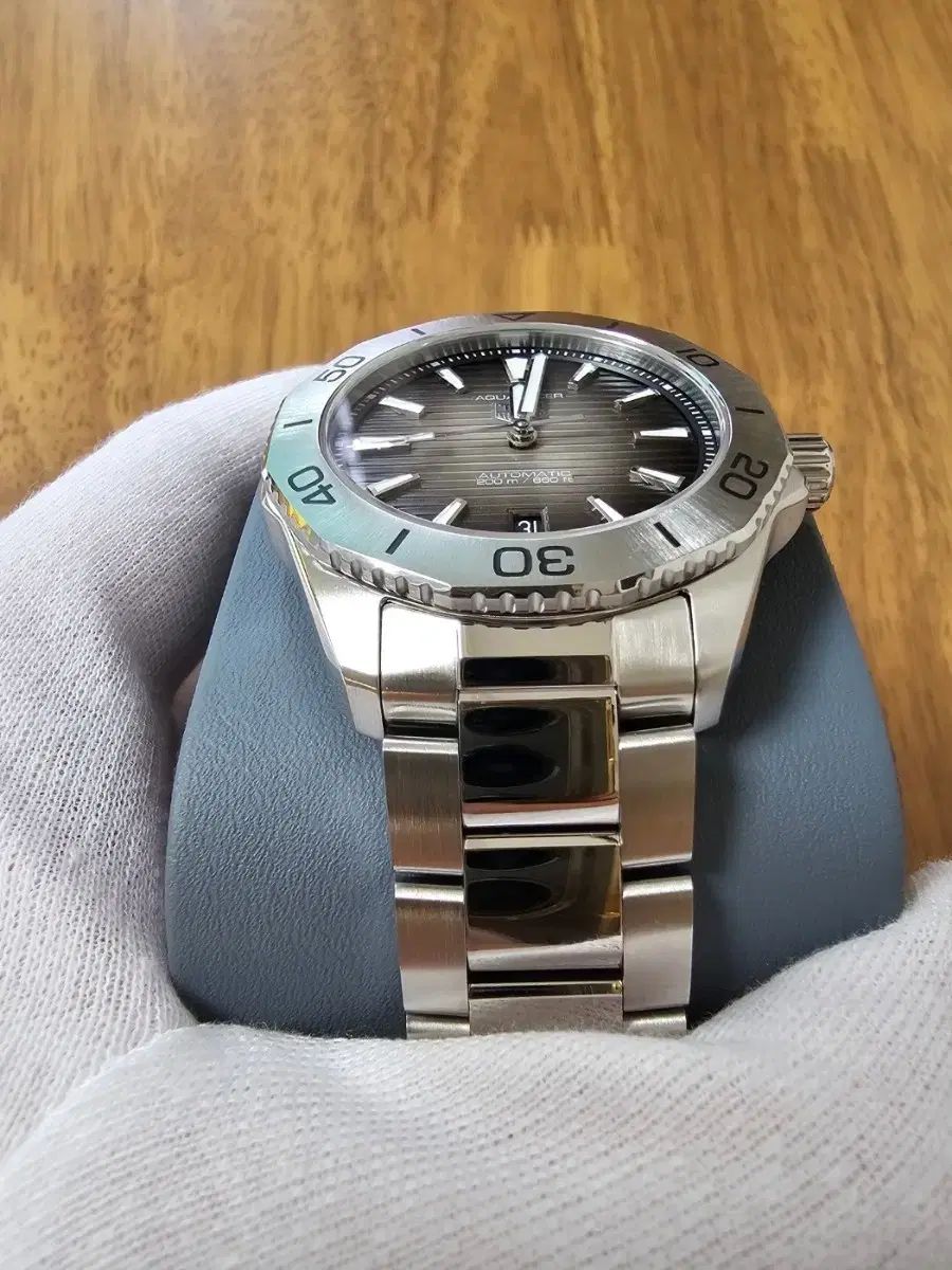 オート 新モデル