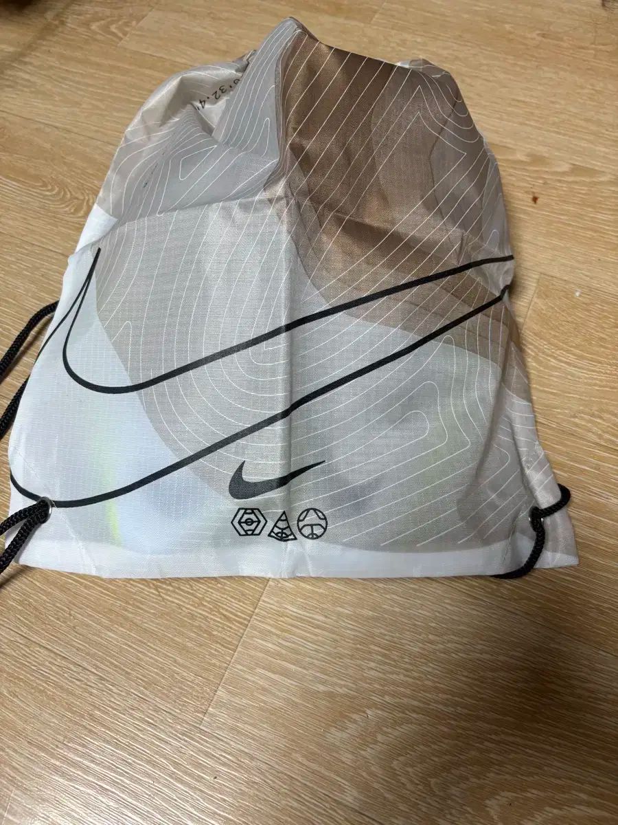 ナイキ ズーム マーキュリアル ベイパー 15 エリート AG PRO