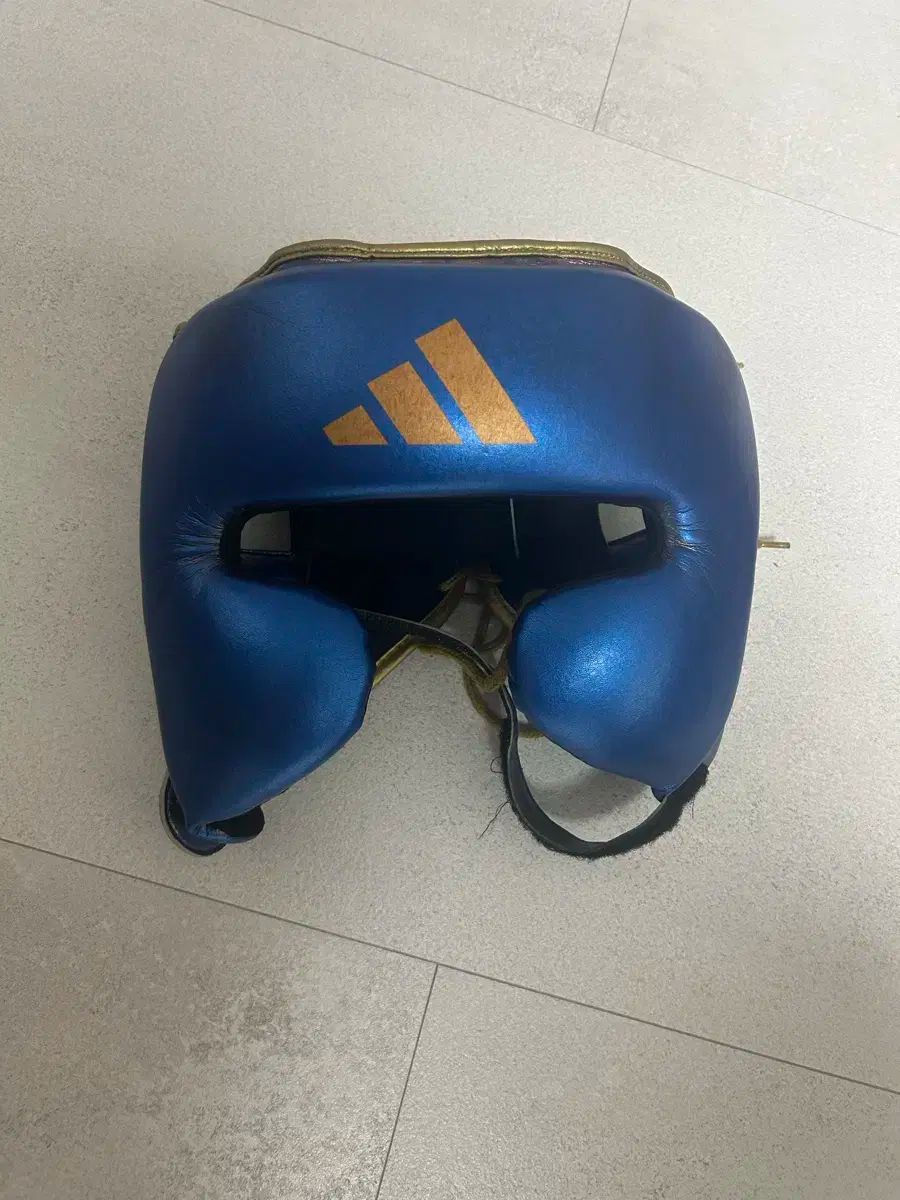 アディダス プロ ヘッドギア Mサイズ