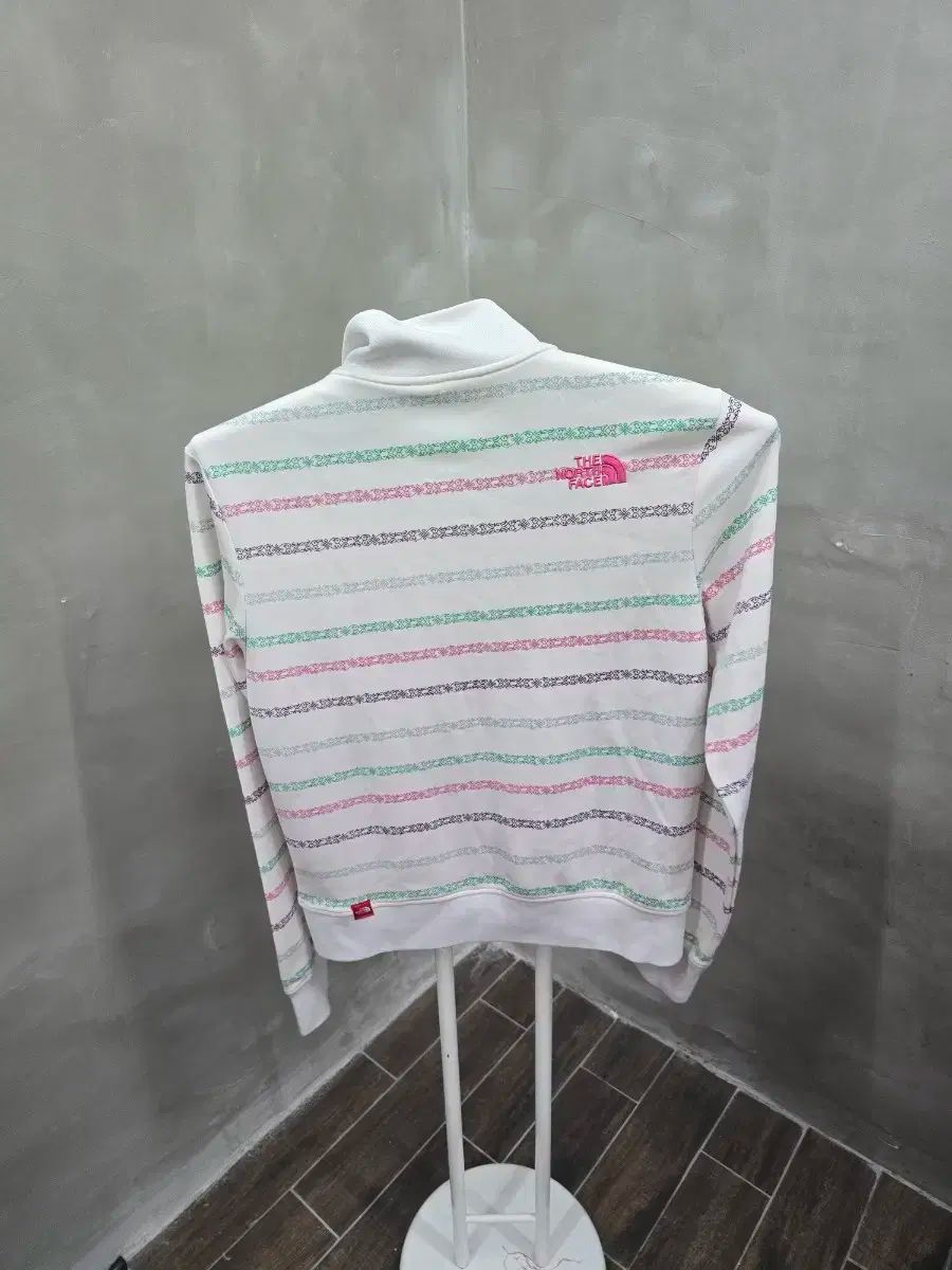 レディース ジップアップ