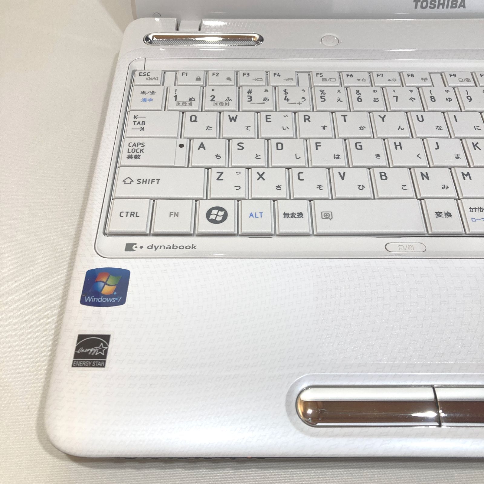 ✨美品✨快速i5・カメラ付き・DVD◇白◇すぐ使えるノートパソコン◇T310-2 ✨美品✨快速i5・カメラ付き・DVD◇白◇すぐ使えるノートパソコン