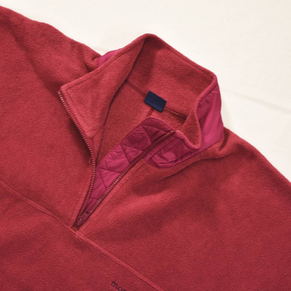 ロゴ入り ラグランスリーブ