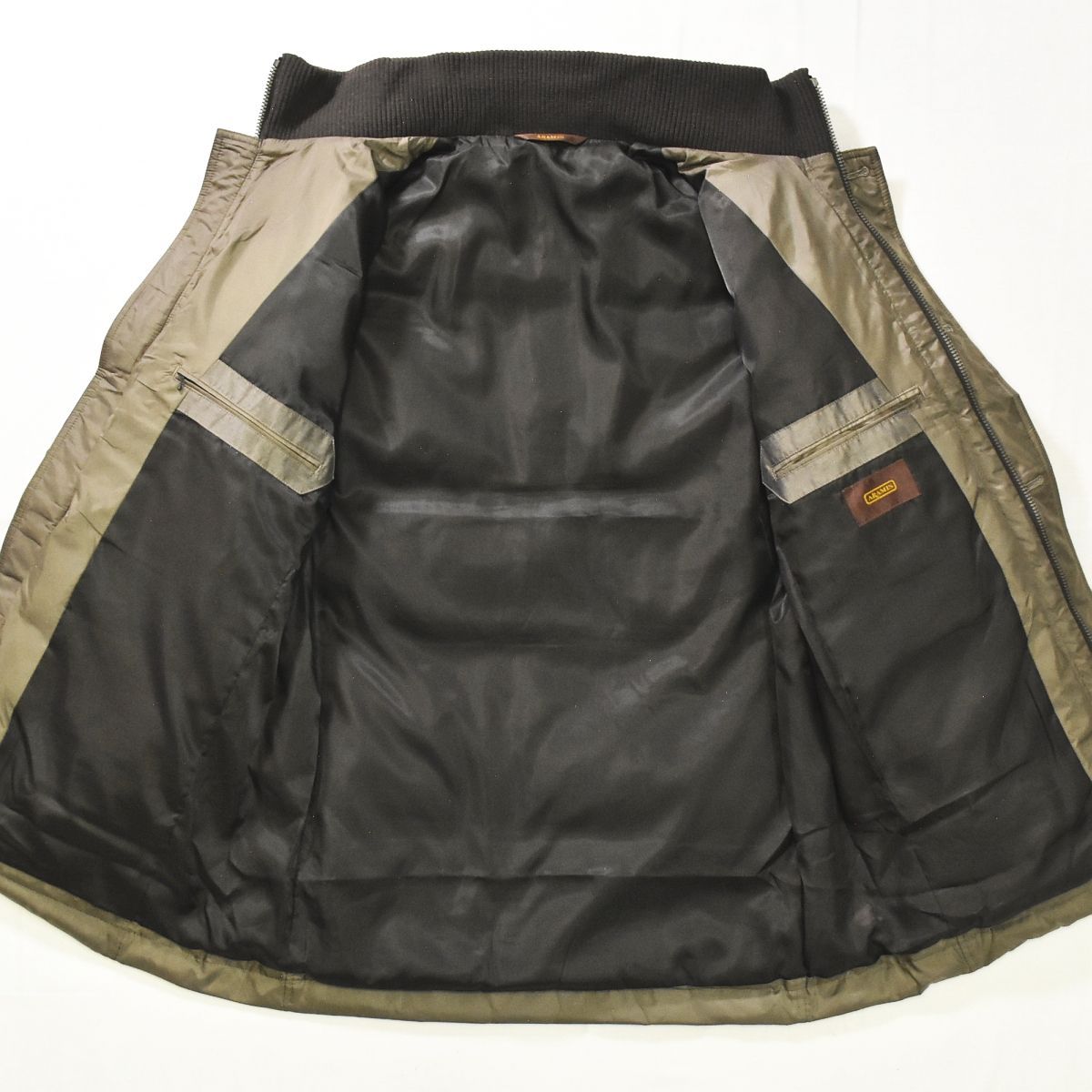 ジャンパー 総裏地