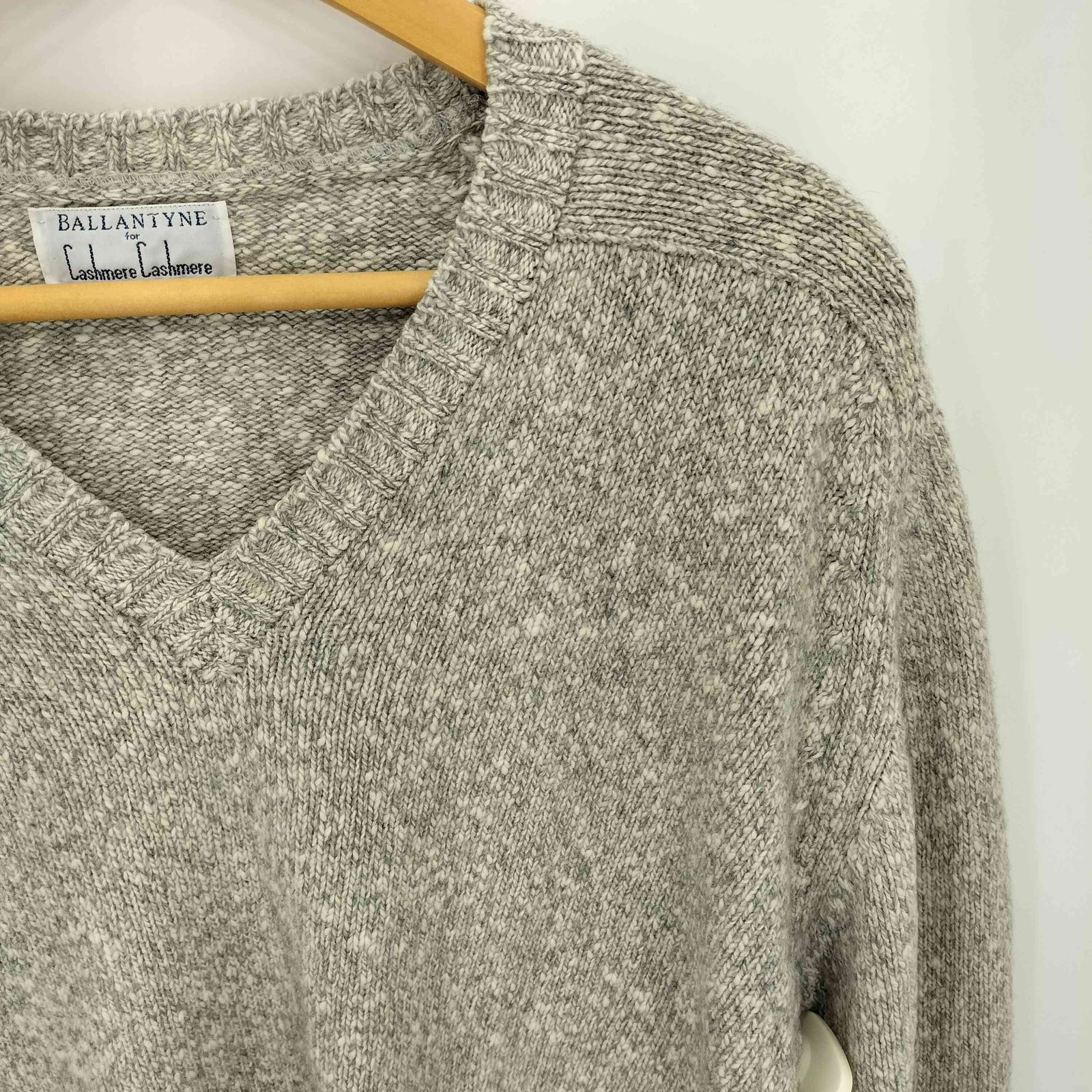 バランタイン BALLANTYNE スコットランド製 Vネック 100% カシミヤ