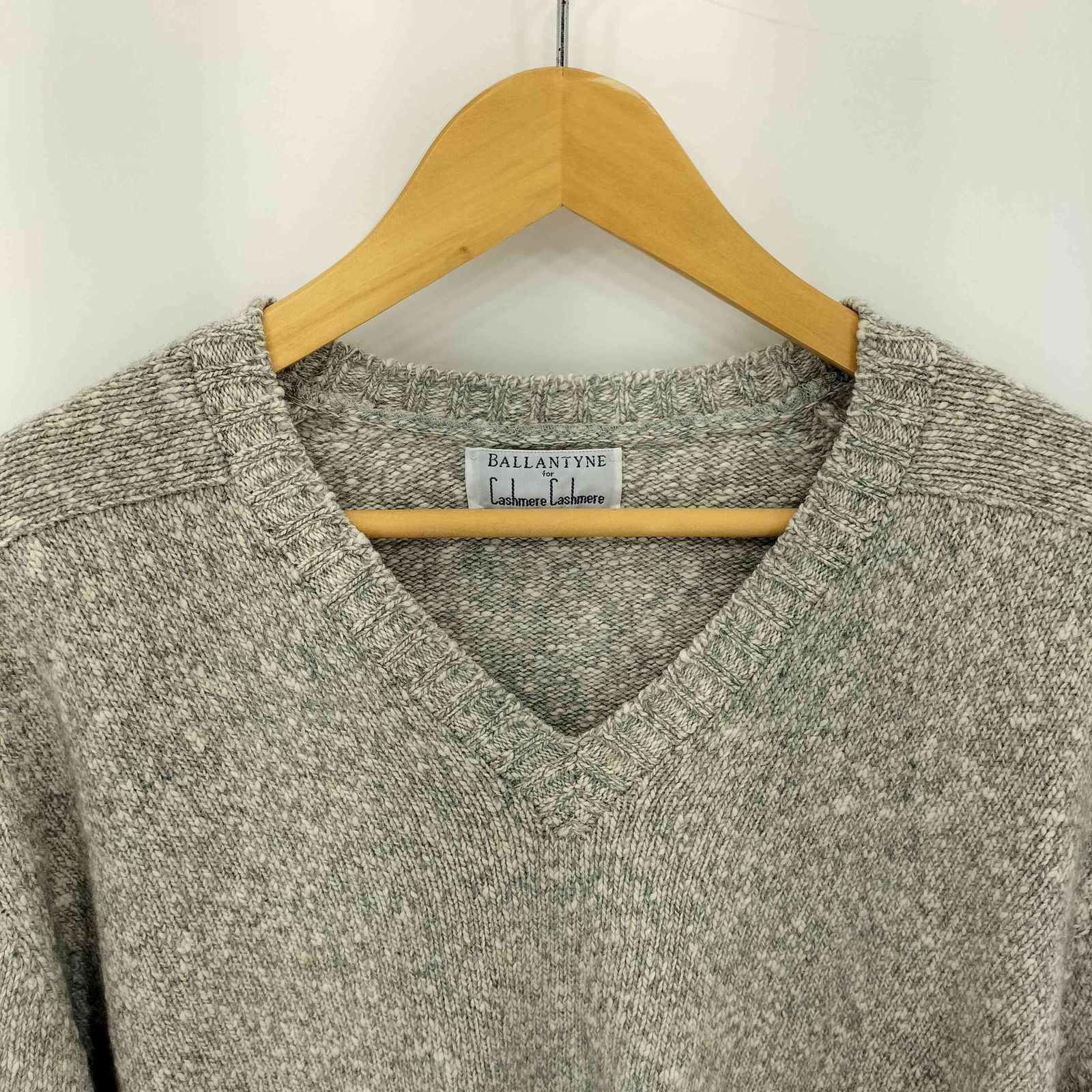 バランタイン BALLANTYNE スコットランド製 Vネック 100% カシミヤ