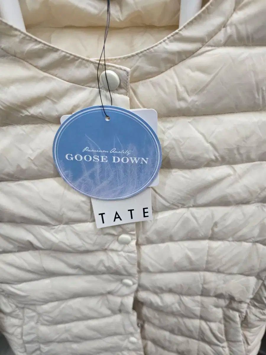TATE アイボリー ダウン ジャケット