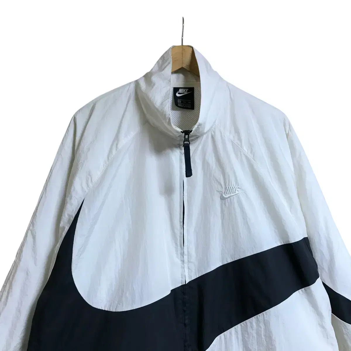 ナイキ ビックロゴ ウィンドブレーカー ジャケット