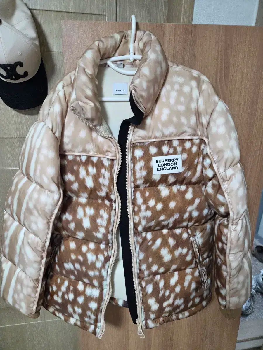 バーバリー ロンドン イングランド ダウン アウター - メルカリ