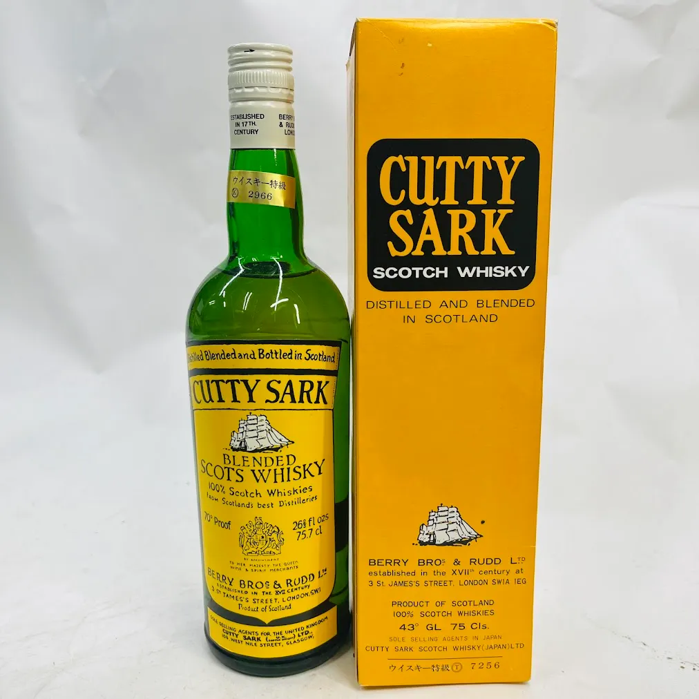 未成年の飲酒は法律で禁じられています】カティサーク旧ラベル760ml43度