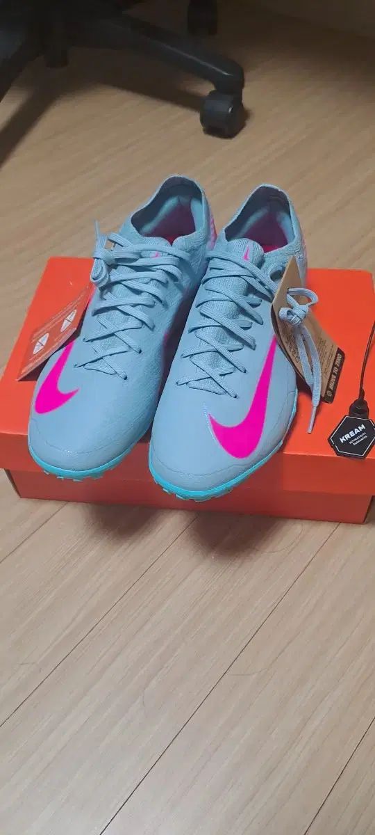 ナイキ マーキュリアル ヴェイパー16 プロ TF 250