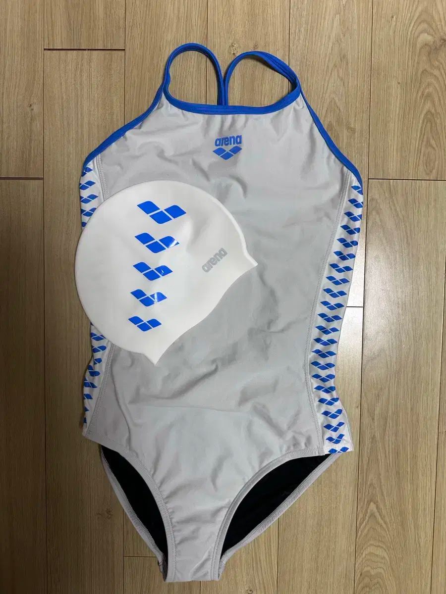 アリーナ チームアリーナ Single Fly ライトグレー 95 スイミングキャップ含む