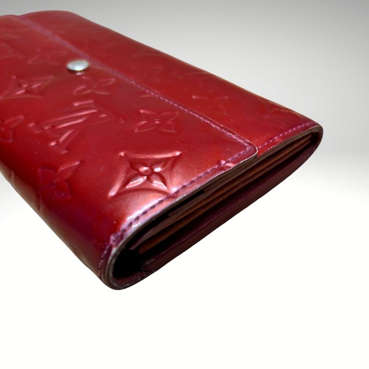 LOUIS VUITTON ルイヴィトン ポルトフォイユ サラ モノグラム ヴェルニ