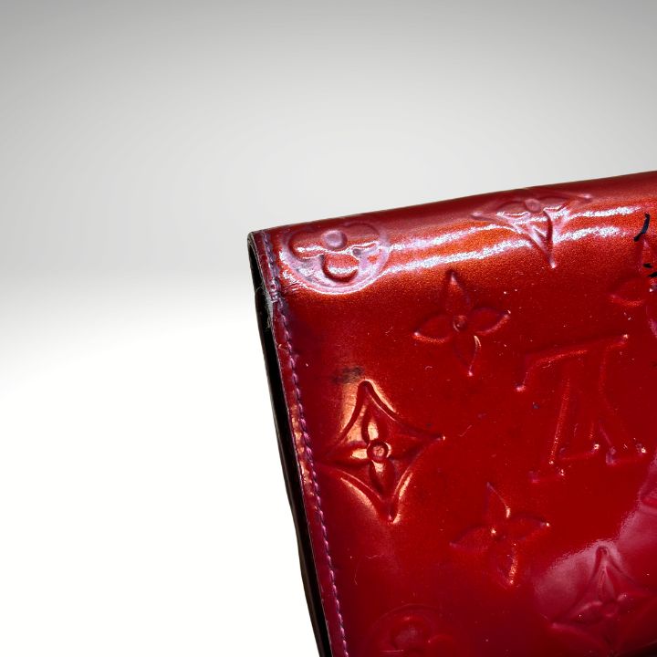 【新品未使用】ルイヴィトン ポルトフォイユ・サラ レッド 正規品保証 Z213 新品未使用】ルイヴィトン ポルトフォイユ・サラ レッド 正規品保証