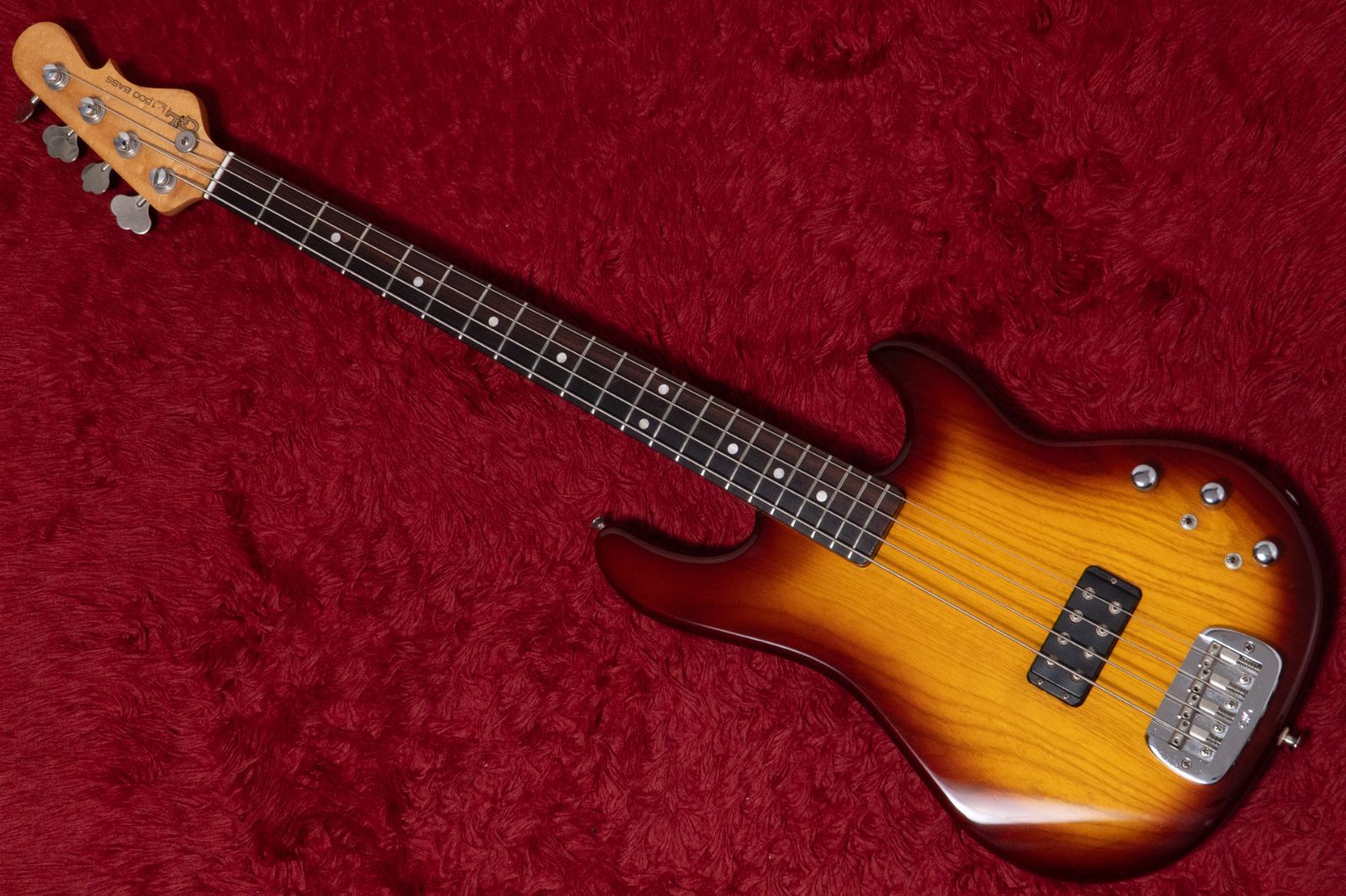 G L 1500 Cherry Burst 1997 4 230 kg B 032330 GIB横浜