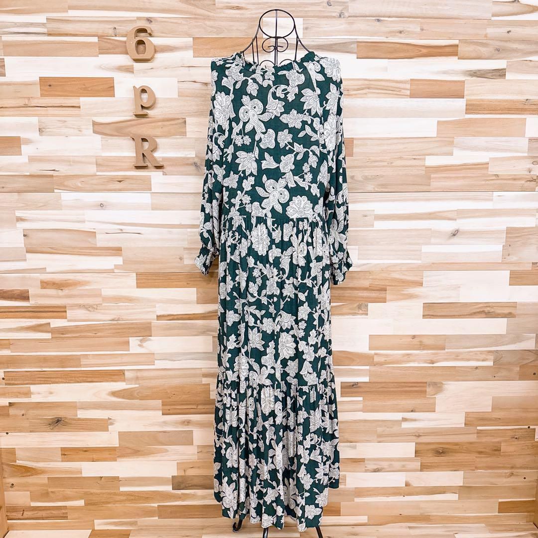 ボタニカル 花柄