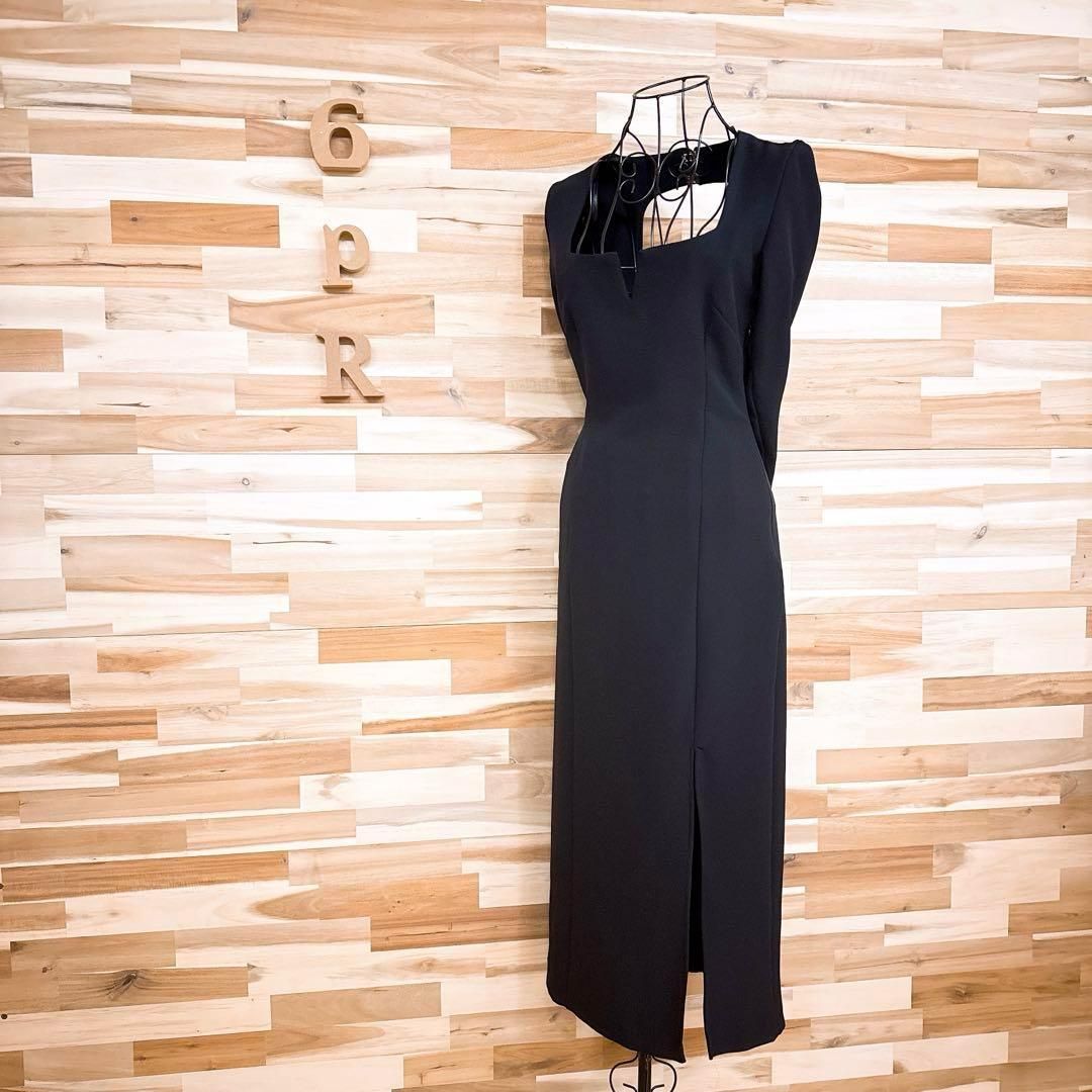 スクエアネック バックオープン