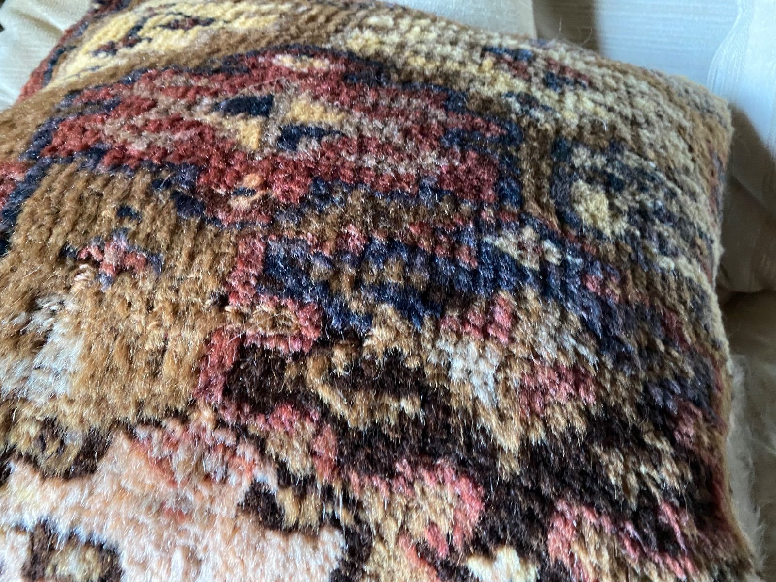 トルコ直輸入卸売価格！カルスのオールドキリムのクッションカバー！一