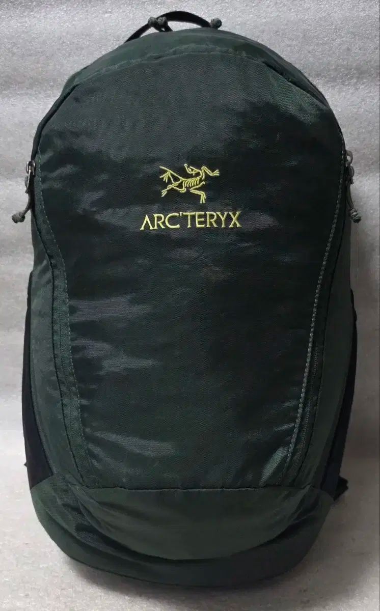 ARC TERYX アークテリクス マンティス mantis26 登山リュック 旅行キャンピングバックパック