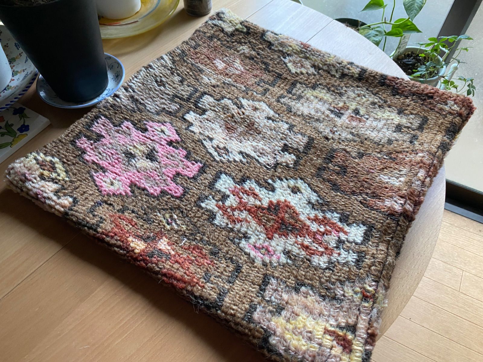 艶々オールドカルス絨毯トルコ東アルメニアとの国境の絨毯です