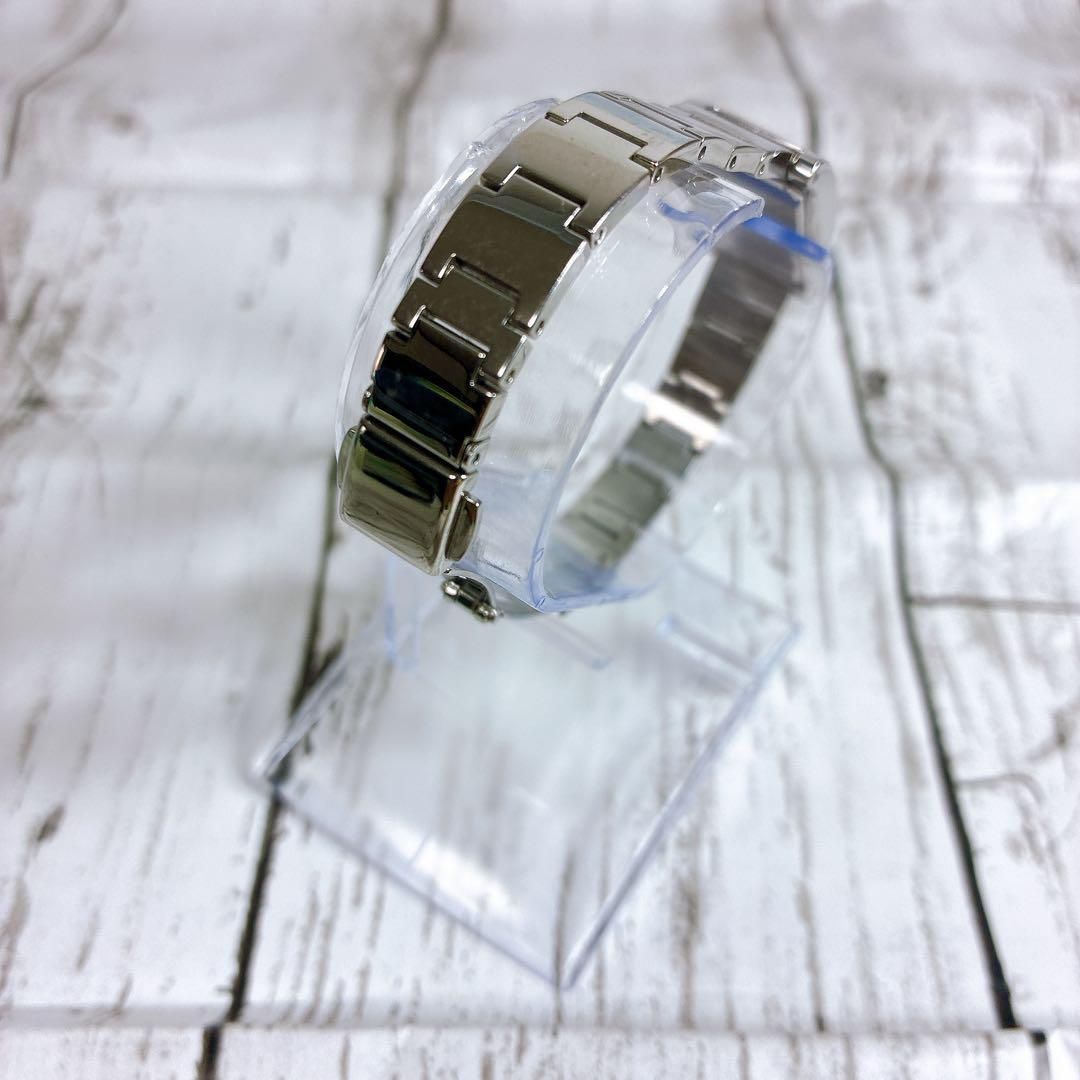 CITIZEN クォーツ アナログ 腕時計 シルバー 稼動品　クロスシー　QZ CITIZEN クォーツ アナログ 腕時計 シルバー 稼動品 クロスシー QZ