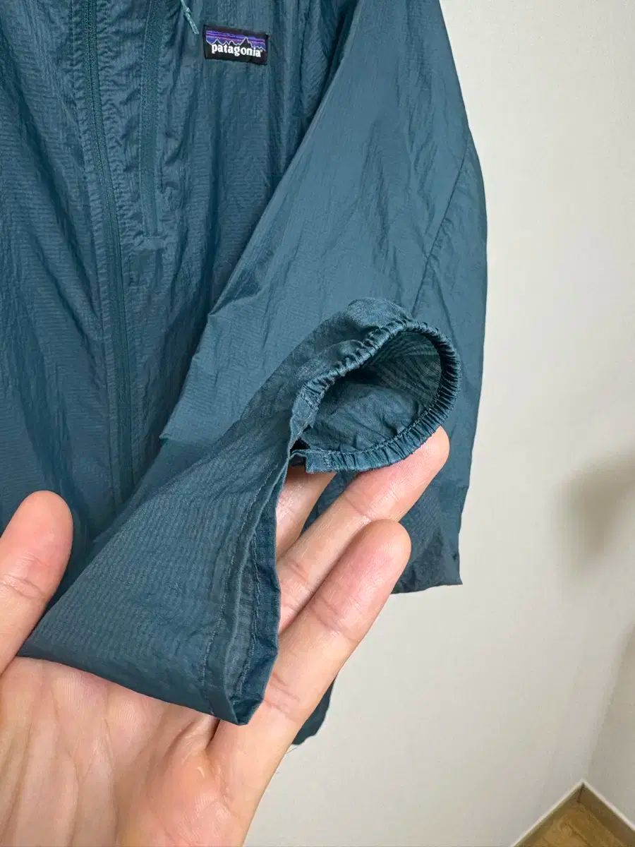 XXL サイズ patagonia パタゴニア フーディーニ ジャケット