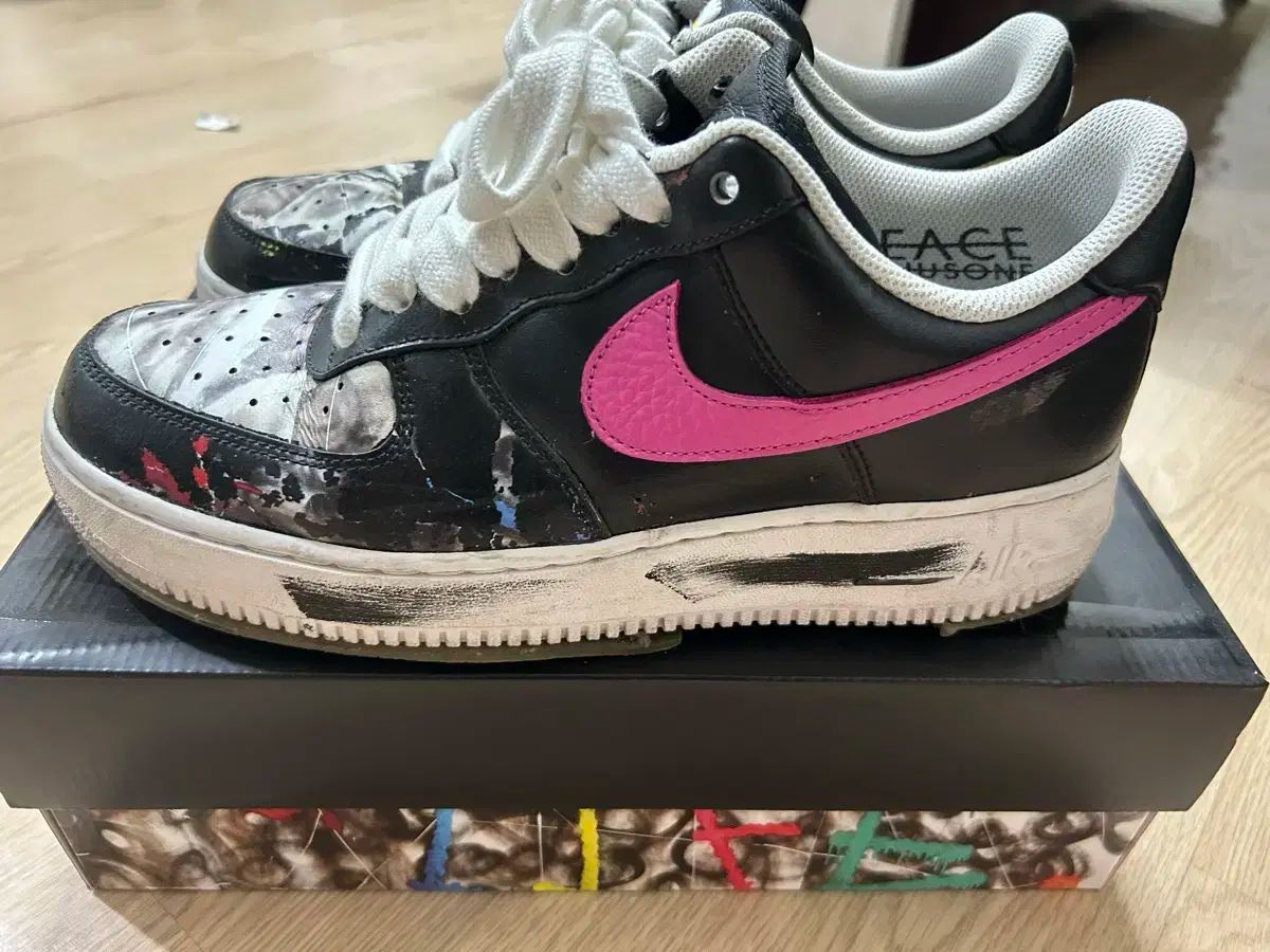 ナイキ ピースマイナスワン 280 30