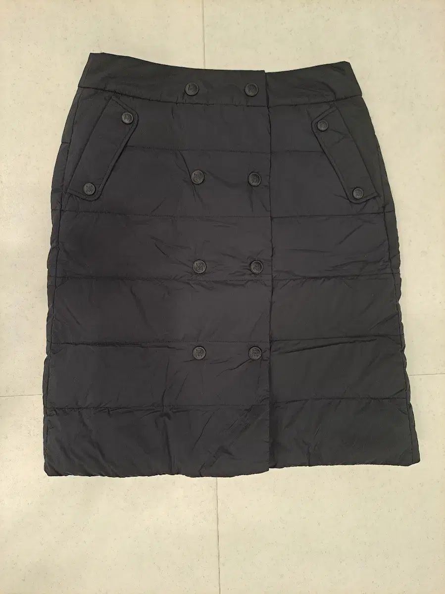Lynx ブラック ダウン スカート