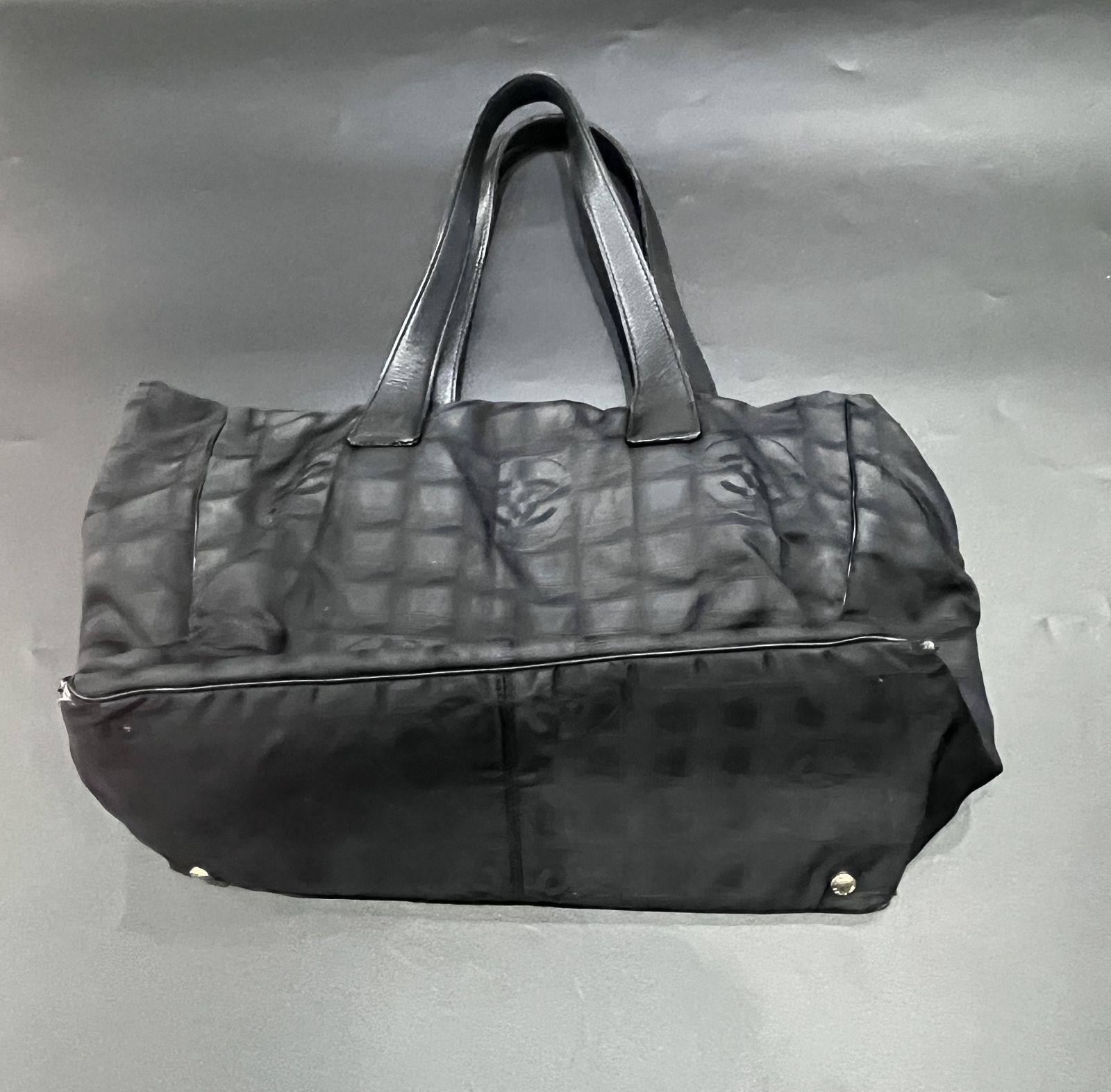 シャネル ニュートラベルライン トートバッグ B25110103