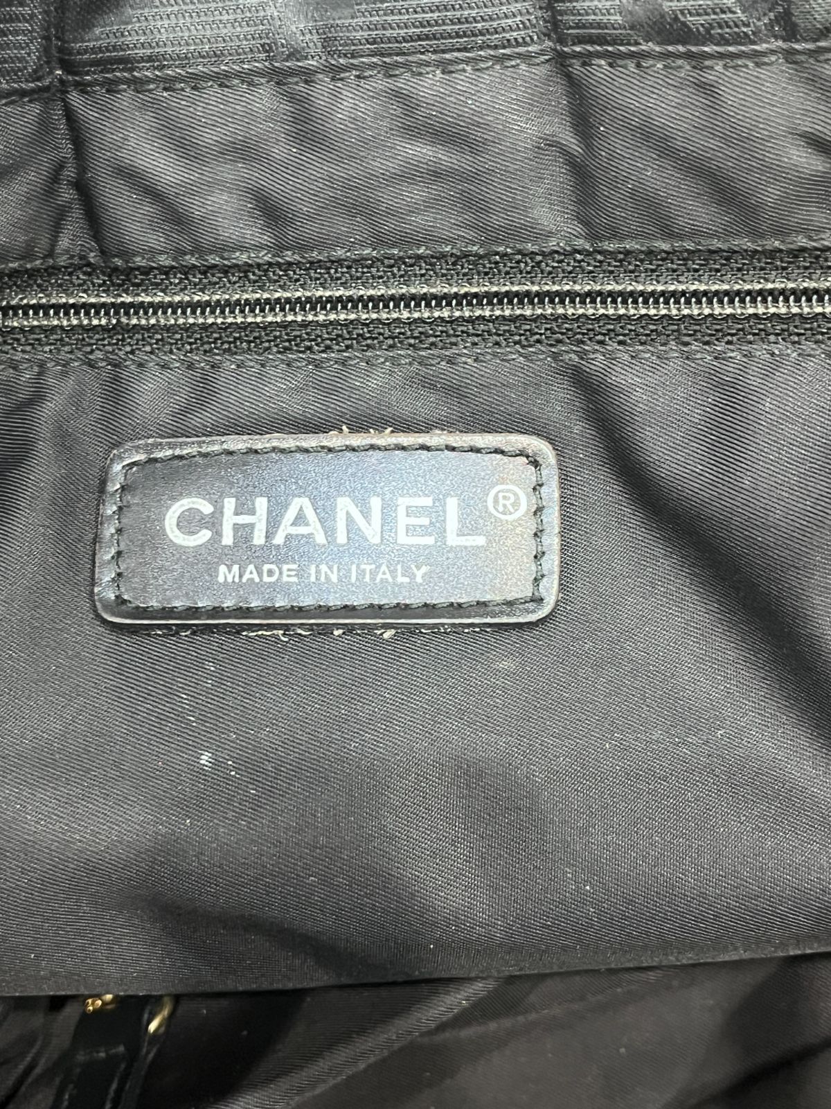 ニュートラベルライン トートバッグ